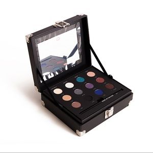 Makeup forever studio case eyeshadow box